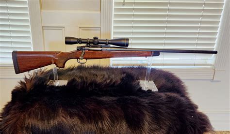 Rare Remington Model 7 Compact Rifle In 300 Wsm And Leupold Scope