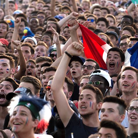 Euro 2021 une fan zone installée à Bron ville de Karim Benzema