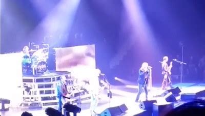 Def Leppard News 2015 Vancouver BC Canada Online Fan Videos 1