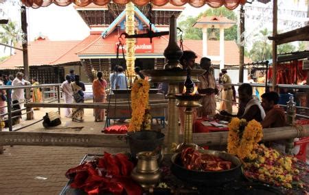 Chakkulathukavu Temple, Kochi | Ticket Price | Timings | Address: TripHobo