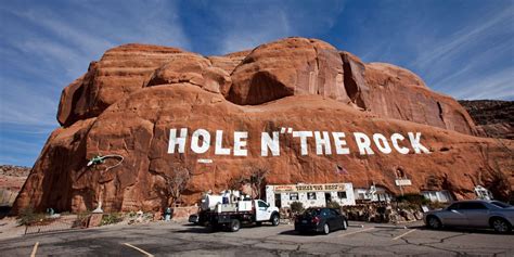 The Incredible Story Of Hole N The Rock Utahs Famous Roadside