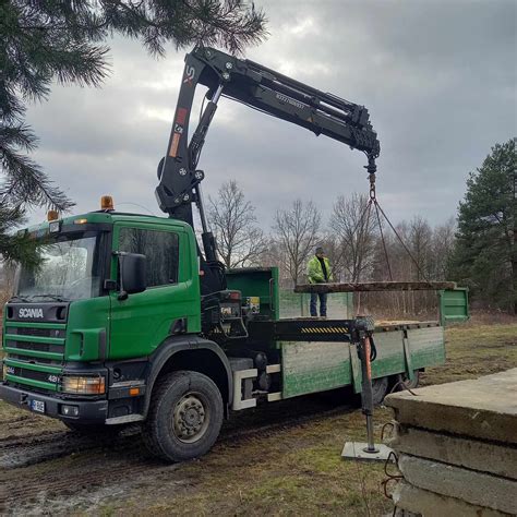 Transport HDS kontenerów maszyn słupy więźby wywrotki hds Dębica