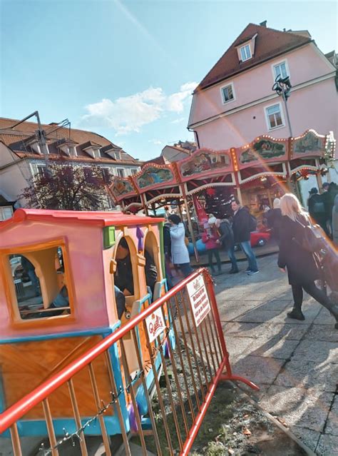 Christmas Market in Graz - The Loveliest Time Of The Year - The Elegant ...