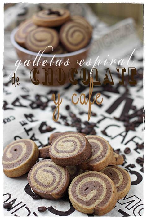 Galletas Espiral De Chocolate Y Caf Con Las Zarpas En La Masa