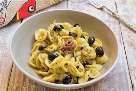 Orecchiette Con Broccoli Alici E Olive Nere Fidelity Cucina