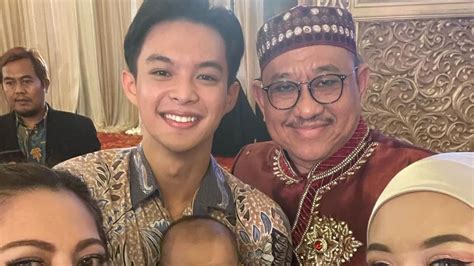 9 Potret Artis Di Resepsi Pernikahan Achmad Megantara Dihadiri Bintang