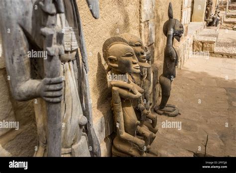 Dogon architecture hi-res stock photography and images - Alamy