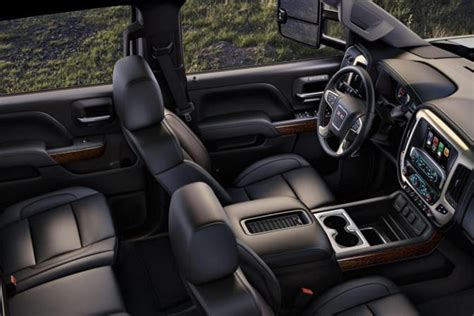 2019 GMC Sierra 2500HD Interior Photos | CarBuzz