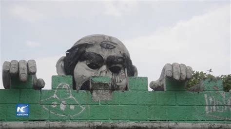 Reino Mágico parque abandonado lleno de leyendas urbanas La Silla Rota