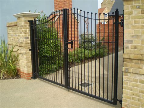 Londons Finest Wrought Iron And Metal Gates Titan Forge Ltd