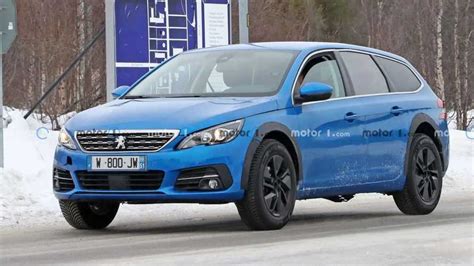 High-Riding Peugeot 308 Wagon Spied, Could Be Test Mule For Coupe SUV - Car in My Life