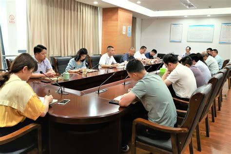 市综合执法局召开党组（扩大）会议传达学习市委九届四次全体（扩大）会议精神