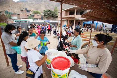 MIDAGRI Entrega Ayuda Humanitaria A Familias Damnificadas Por Lluvias