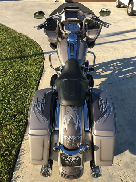 Harley Custom Road Glide Special Fltrxs Navigation Tire