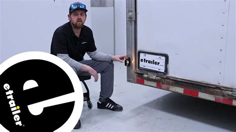 Etrailer The Low Down On The Trailer License Plate Light With Housing