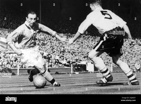 1953 fa cup final hi-res stock photography and images - Alamy