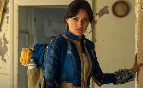 Lucy From Fallout Tv Series Costume Guide For Cosplay And Halloween