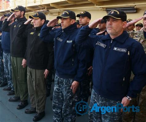 El Rompehielos “almirante Irízar” Rindió Honores A Los Tripulantes Del Ara “san Juan” Argenports