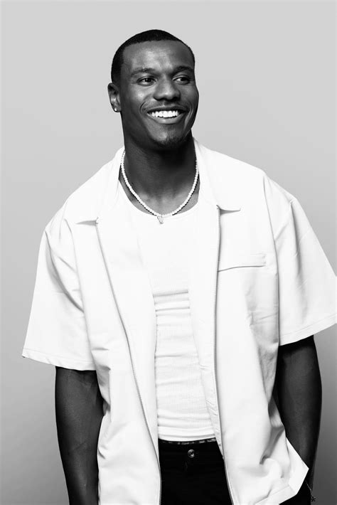 You can only get these sushi push pops right here in NYC! @sukasushi_ny