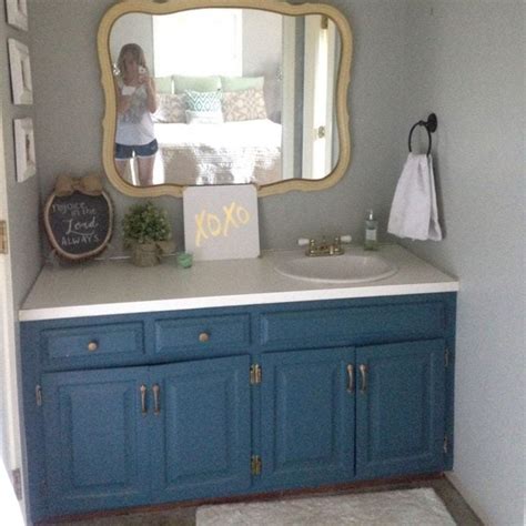 12 Astonishing Diy Bathroom Vanity Makeovers The Family Handyman