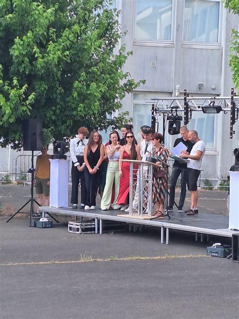 Remise de prix talents et remerciements à nos élèves méritants