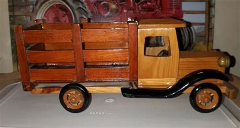 Maquette Camion En Bois Fait Main Verni Tr S Bon Tat Dimension Cm