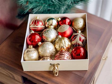 How to Declutter and Streamline Your Holiday Decorations – Snappy Living