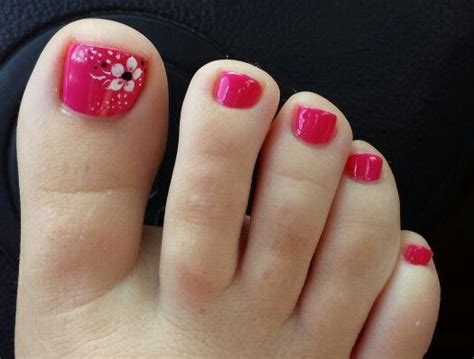 Summer Flower Toe Nail Designs