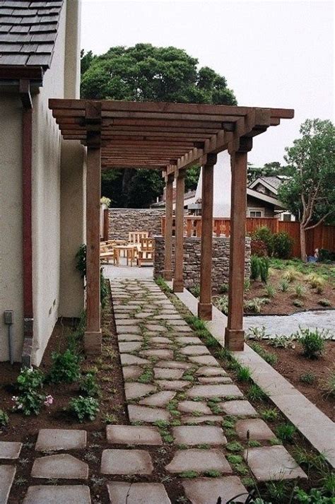 Side Of The House Walkway Ideas Walkway By The Side Of The House