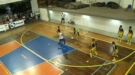 Goleiro marca no fim e Barra do Piraí despacha Angra dos Reis fora de