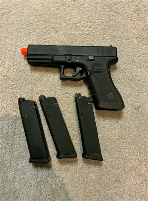 Sold Elite Force Glock Hopup Airsoft