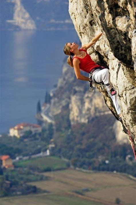 Pin by Hebe on Cool Female Climbers | Rock climbing, Climbing girl ...