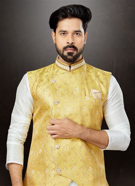 Off White And Yellow Banarasi Jacquard Mehndi Kurta Payjama With Jacket