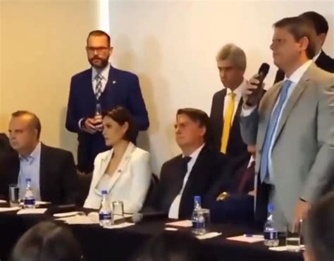 Tarcísio é Vaiado E Humilhado Por Bolsonaro Em Reunião Sobre Reforma