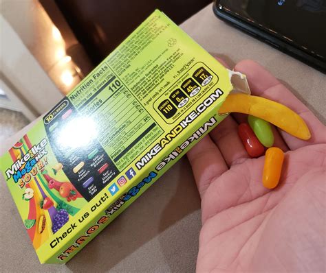 Fans remember giant mike lanier for his gentle nature 4