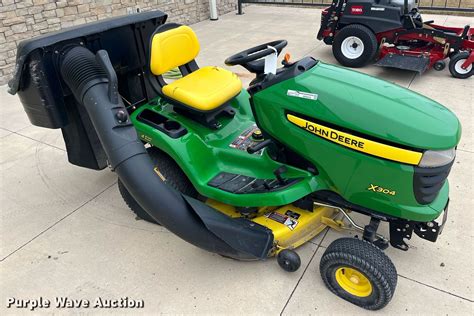 John Deere X Lawn Mower In Mcpherson Ks Item Hp Sold Purple