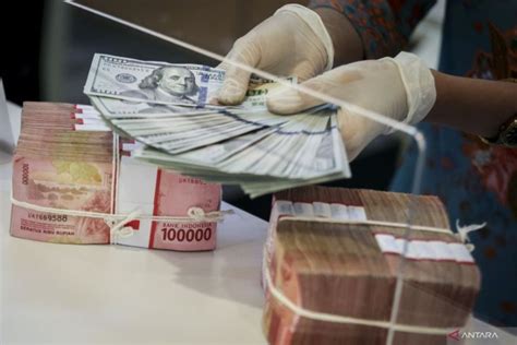 Rupiah Jumat Ini Berpotensi Turun Karena Pidato Hawkish Pejabat The