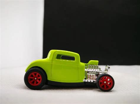 HOT WHEELS PROTOTYPE FACTORY TEST RUN RIVET NO TAMPO Ford RRTIRE F PicClick UK