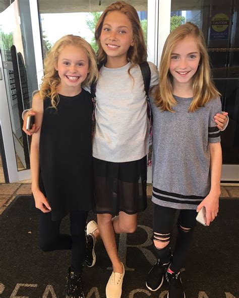 Ruby Rose Turner Nadia Turner And Lauren Orlando Ruladia Fashion