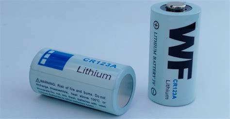 Pin Lithium là gì Cấu tạo pin Lithium và các ứng dụng hiện nay