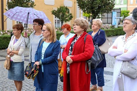 Galeria Przeciw Cynizmowi Lekarzy I Re Imowi Pis Protest Na