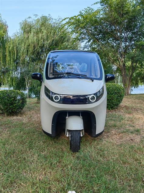 Passenger New Eec Enclosed 2200w Cabin Scooter 3 Wheel Electric Trike For Adult From China