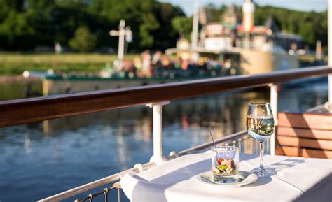 Abendbrotschiff Essen Trinken