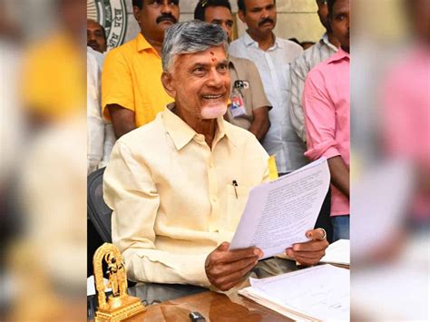 Ap Cm Chandrababu Naidu Visits Polavaram Project To Review Works