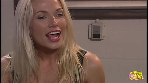 Large Pussy Eating Orgasm Search XVIDEOS