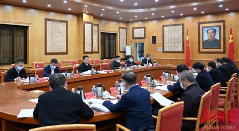 省委召开党外人士座谈会 征求对《中共湖南省委关于深入学习宣传贯彻党的二十大精神 为全面建设社会主义现代化新湖南而团结奋斗的决定》的意见建议 湖南民生网