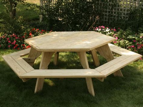 Cool Picnic Table The Use And Varieties Homesfeed