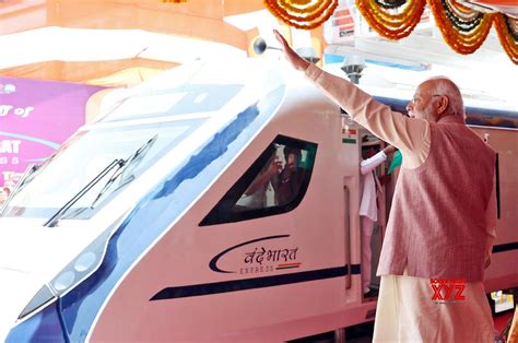 Hyderabad Prime Minister Narendra Modi During The Flagging Off