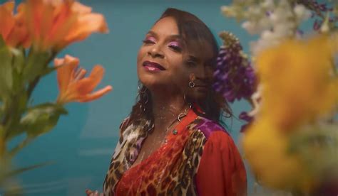 The Mysterious Life of Teedra Moses: Uncovering Her Past 2