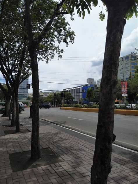 Netizen gives us a glimpse of 'empty' Cebu City streets | Cebu Daily News